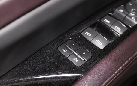 Cadillac Escalade V, 2023 год, 10 700 000 рублей, 16 фотография