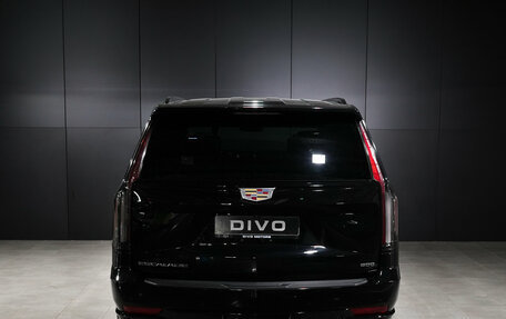 Cadillac Escalade V, 2023 год, 10 700 000 рублей, 4 фотография