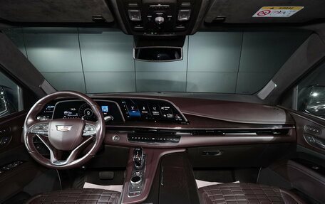 Cadillac Escalade V, 2023 год, 10 700 000 рублей, 23 фотография