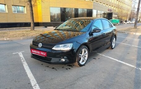 Volkswagen Jetta VI, 2013 год, 929 000 рублей, 3 фотография
