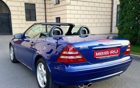 Mercedes-Benz SLK-Класс, 2001 год, 2 350 000 рублей, 12 фотография