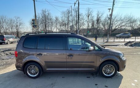 Volkswagen Touran III, 2012 год, 1 250 000 рублей, 3 фотография