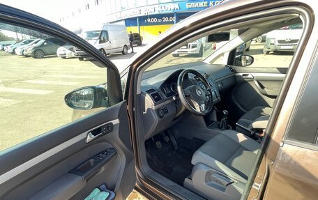 Volkswagen Touran III, 2012 год, 1 250 000 рублей, 7 фотография