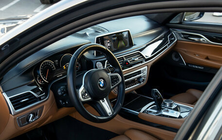 BMW 7 серия, 2017 год, 3 648 000 рублей, 32 фотография