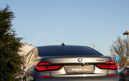 BMW 7 серия, 2017 год, 3 648 000 рублей, 40 фотография