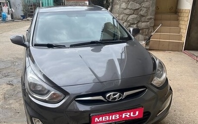 Hyundai Solaris II рестайлинг, 2012 год, 999 000 рублей, 1 фотография