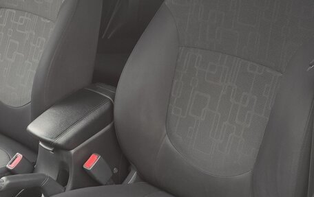 KIA Rio III рестайлинг, 2016 год, 1 050 000 рублей, 19 фотография