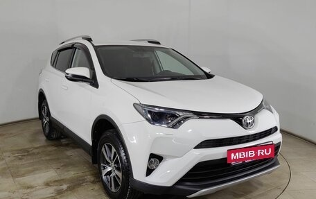 Toyota RAV4, 2017 год, 2 700 000 рублей, 3 фотография