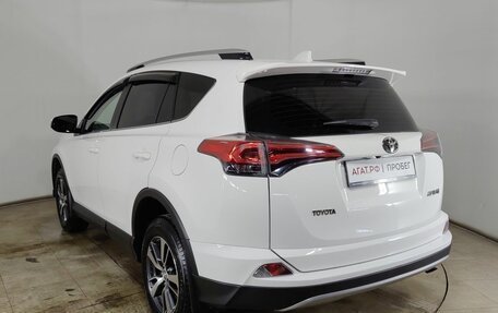 Toyota RAV4, 2017 год, 2 700 000 рублей, 5 фотография