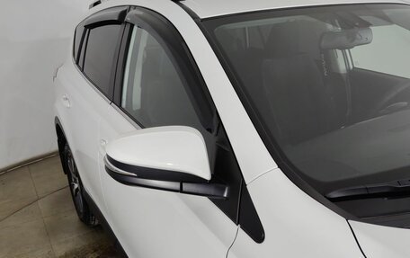 Toyota RAV4, 2017 год, 2 700 000 рублей, 15 фотография