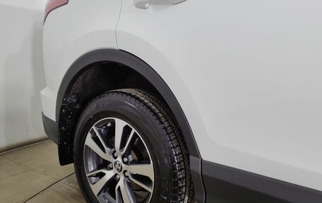 Toyota RAV4, 2017 год, 2 700 000 рублей, 19 фотография