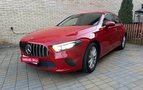 Mercedes-Benz A-Класс, 2018 год, 1 830 000 рублей, 7 фотография