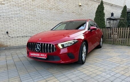 Mercedes-Benz A-Класс, 2018 год, 1 830 000 рублей, 6 фотография