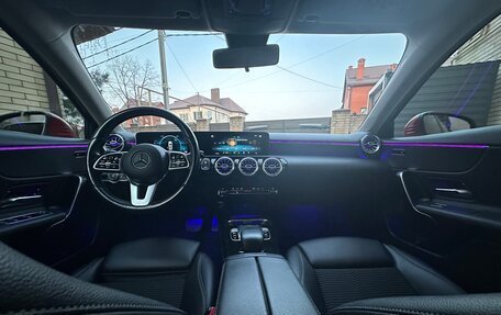 Mercedes-Benz A-Класс, 2018 год, 1 830 000 рублей, 21 фотография