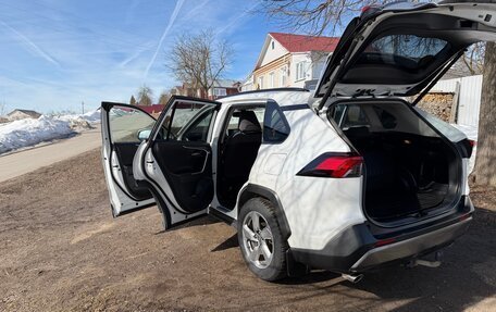 Toyota RAV4, 2021 год, 3 500 000 рублей, 7 фотография