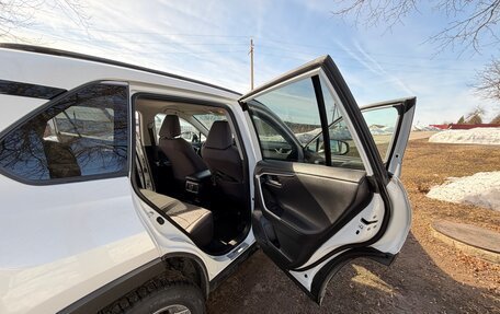 Toyota RAV4, 2021 год, 3 500 000 рублей, 19 фотография