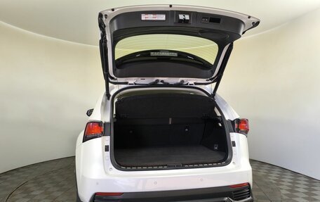 Lexus NX I, 2017 год, 2 800 000 рублей, 11 фотография