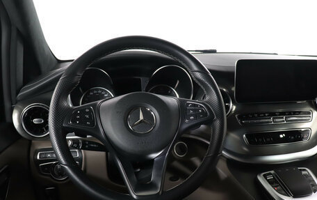 Mercedes-Benz V-Класс, 2022 год, 9 000 000 рублей, 16 фотография