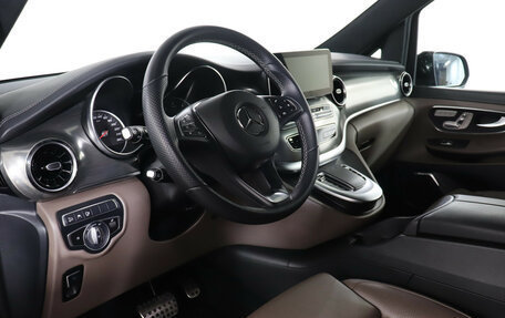 Mercedes-Benz V-Класс, 2022 год, 9 000 000 рублей, 23 фотография