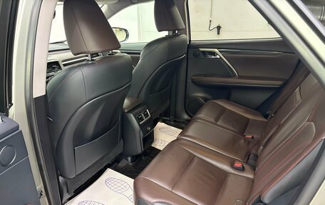 Lexus RX IV рестайлинг, 2016 год, 3 150 000 рублей, 11 фотография