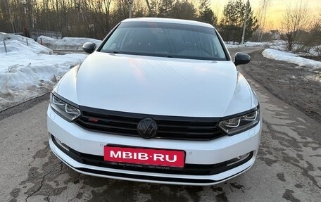 Volkswagen Passat B8 рестайлинг, 2019 год, 2 200 000 рублей, 2 фотография