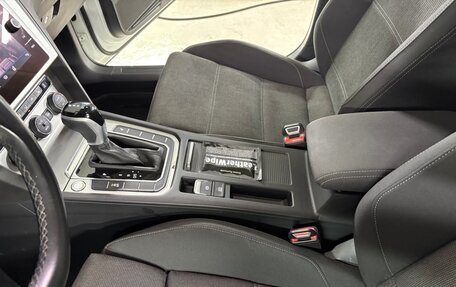 Volkswagen Passat B8 рестайлинг, 2019 год, 2 200 000 рублей, 18 фотография