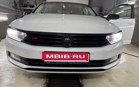 Volkswagen Passat B8 рестайлинг, 2019 год, 2 200 000 рублей, 11 фотография
