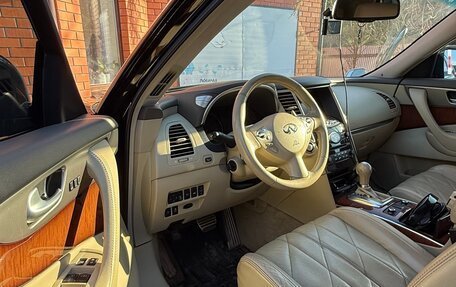 Infiniti QX70, 2014 год, 2 350 000 рублей, 5 фотография