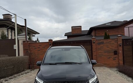 Mercedes-Benz V-Класс, 2021 год, 8 990 000 рублей, 3 фотография