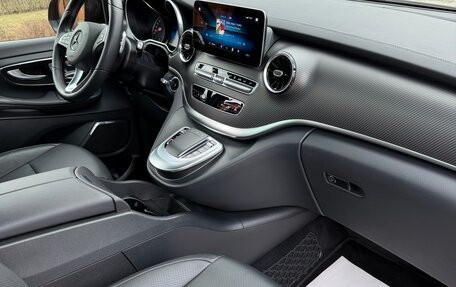 Mercedes-Benz V-Класс, 2021 год, 8 990 000 рублей, 13 фотография