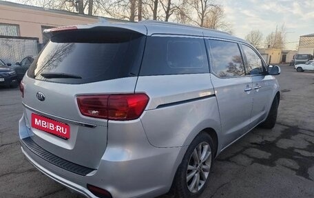 KIA Carnival III, 2018 год, 2 690 000 рублей, 11 фотография