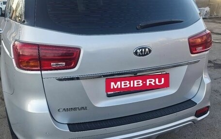 KIA Carnival III, 2018 год, 2 690 000 рублей, 4 фотография