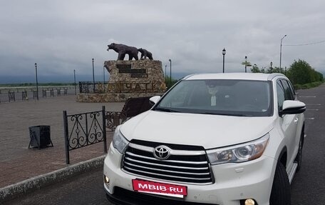 Toyota Highlander III, 2014 год, 3 000 000 рублей, 9 фотография