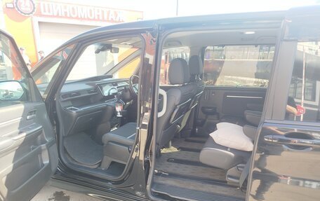 Honda Stepwgn IV, 2015 год, 1 785 000 рублей, 12 фотография