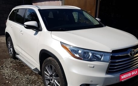 Toyota Highlander III, 2014 год, 3 000 000 рублей, 10 фотография