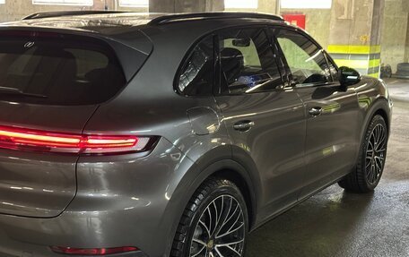 Porsche Cayenne III, 2023 год, 15 999 000 рублей, 3 фотография