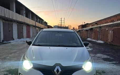 Renault Kaptur I рестайлинг, 2019 год, 800 000 рублей, 4 фотография