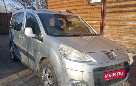 Peugeot Partner II рестайлинг 2, 2012 год, 530 000 рублей, 9 фотография