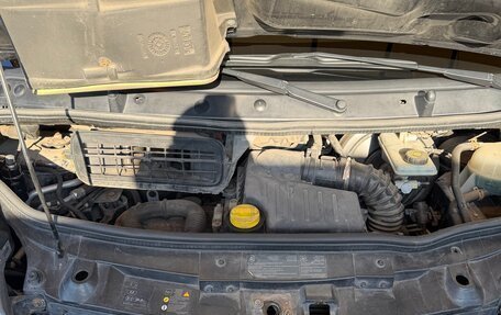 Renault Trafic, 2011 год, 1 780 000 рублей, 13 фотография