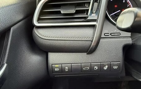 Toyota Camry, 2018 год, 2 250 000 рублей, 12 фотография