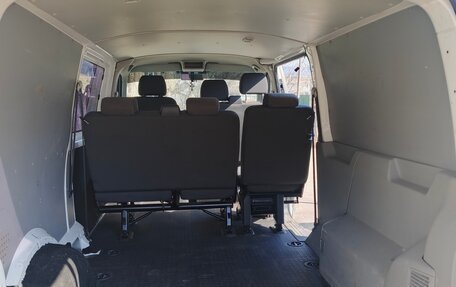 Volkswagen Transporter T5 рестайлинг, 2013 год, 800 000 рублей, 3 фотография