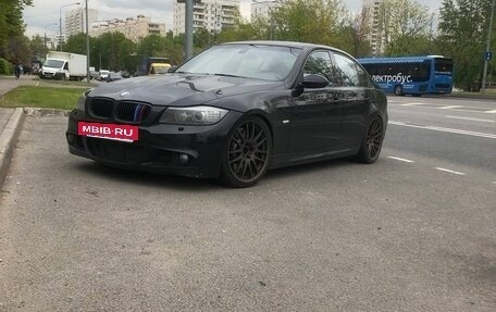 BMW 3 серия, 2009 год, 2 300 000 рублей, 13 фотография