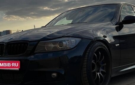 BMW 3 серия, 2009 год, 2 300 000 рублей, 19 фотография