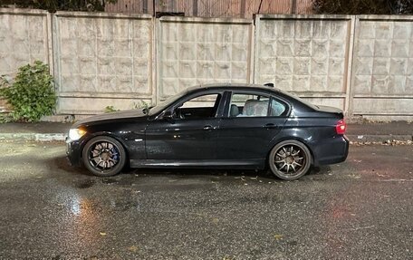 BMW 3 серия, 2009 год, 2 300 000 рублей, 21 фотография
