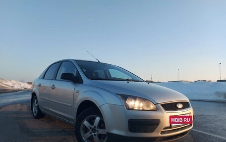 Ford Focus II рестайлинг, 2005 год, 330 000 рублей, 2 фотография