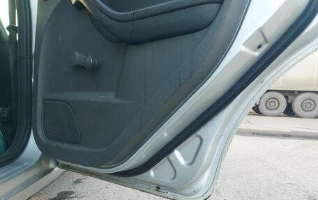 Ford Focus II рестайлинг, 2005 год, 330 000 рублей, 15 фотография