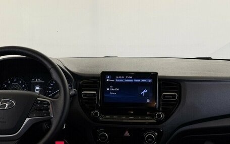 Hyundai Solaris II рестайлинг, 2021 год, 1 645 000 рублей, 5 фотография