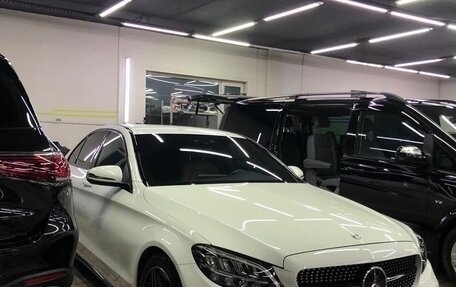 Mercedes-Benz C-Класс, 2018 год, 2 850 000 рублей, 3 фотография