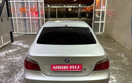 BMW 5 серия, 2004 год, 700 000 рублей, 7 фотография