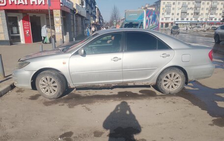 Toyota Camry V40, 2004 год, 400 000 рублей, 2 фотография